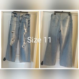 Wide leg jeans